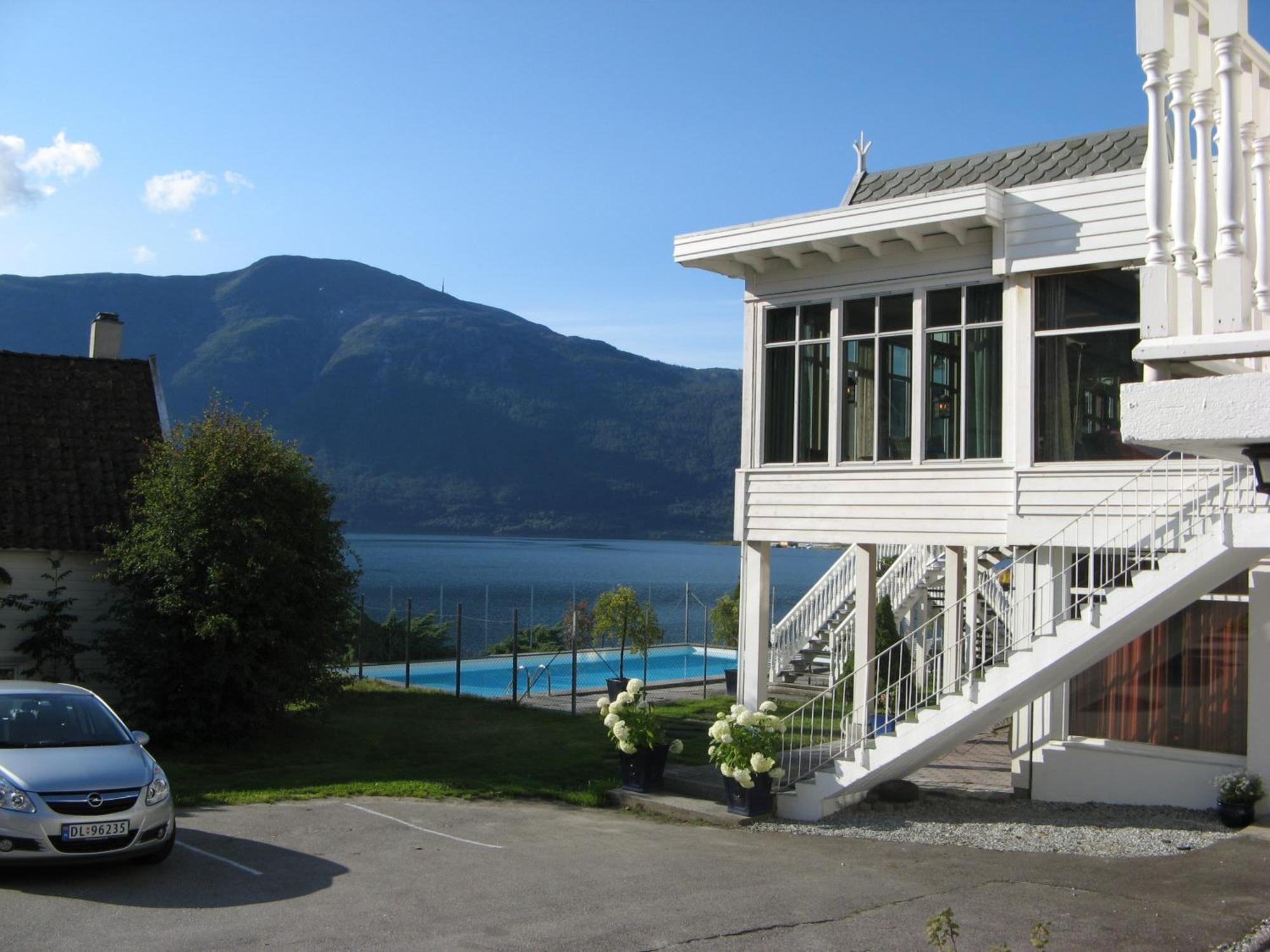 Hofslund Fjord Hotel Sogndal Esterno foto