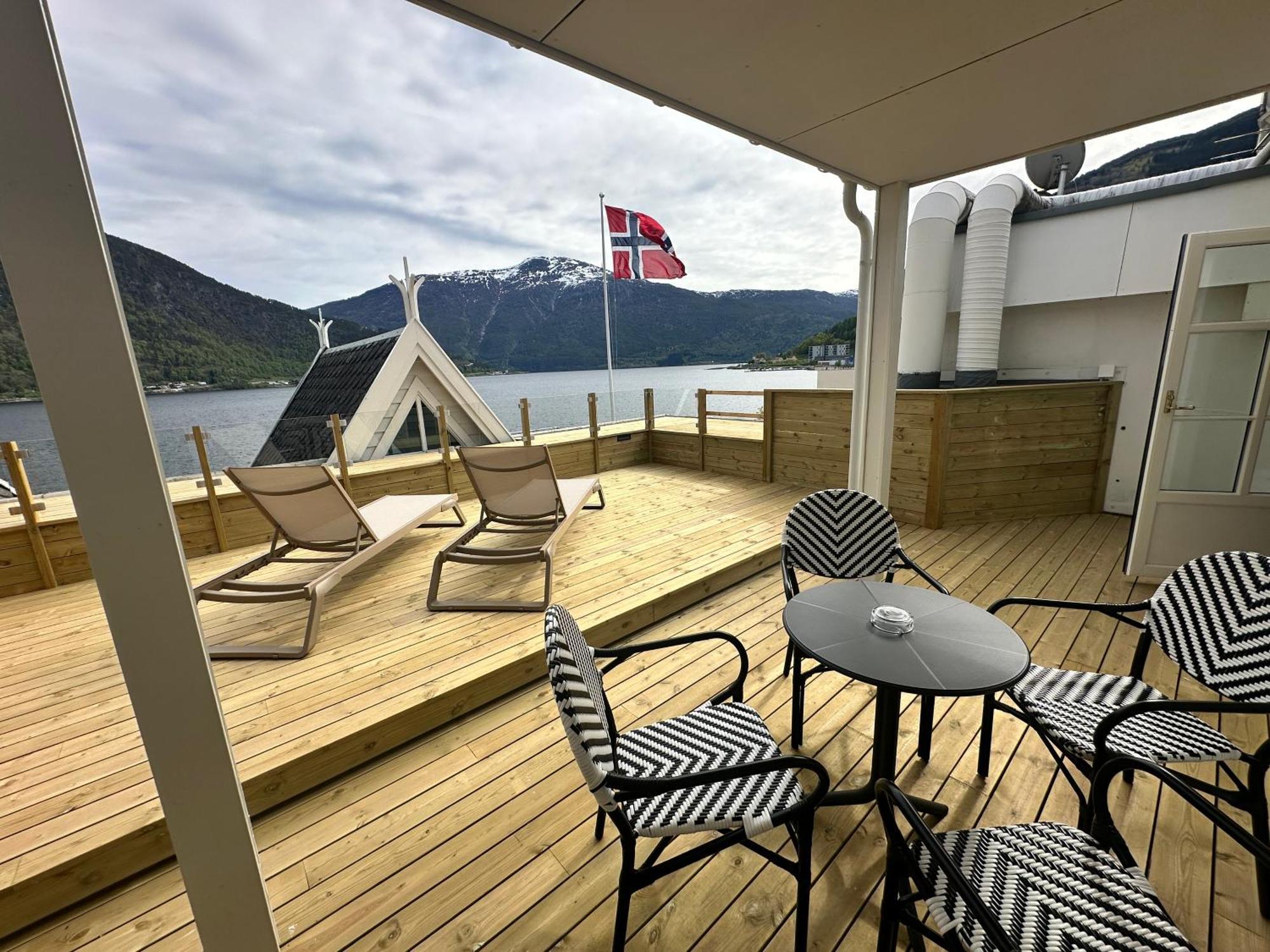 Hofslund Fjord Hotel Sogndal Esterno foto