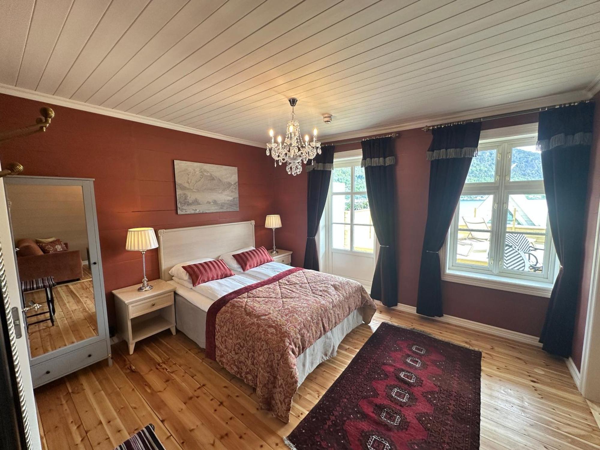 Hofslund Fjord Hotel Sogndal Esterno foto