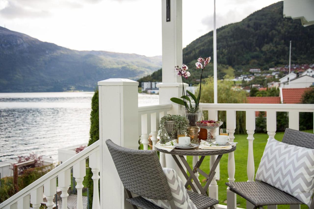 Hofslund Fjord Hotel Sogndal Esterno foto